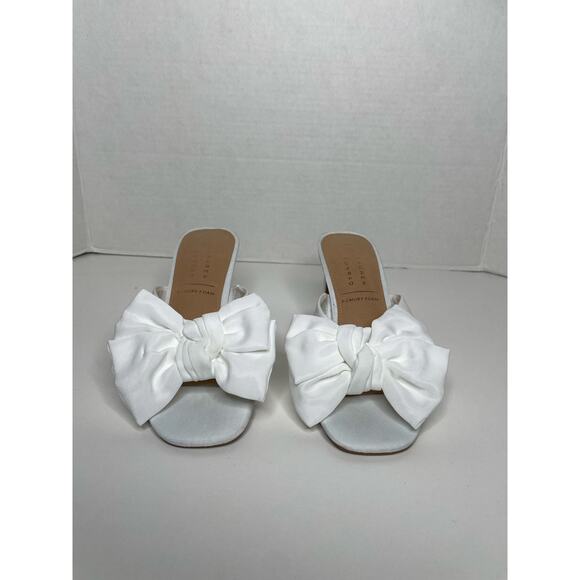 Lauren Conrad Memory Foam Comfort Heels White Bows Bridal Graduation Size 5 - Picture 2 of 9
